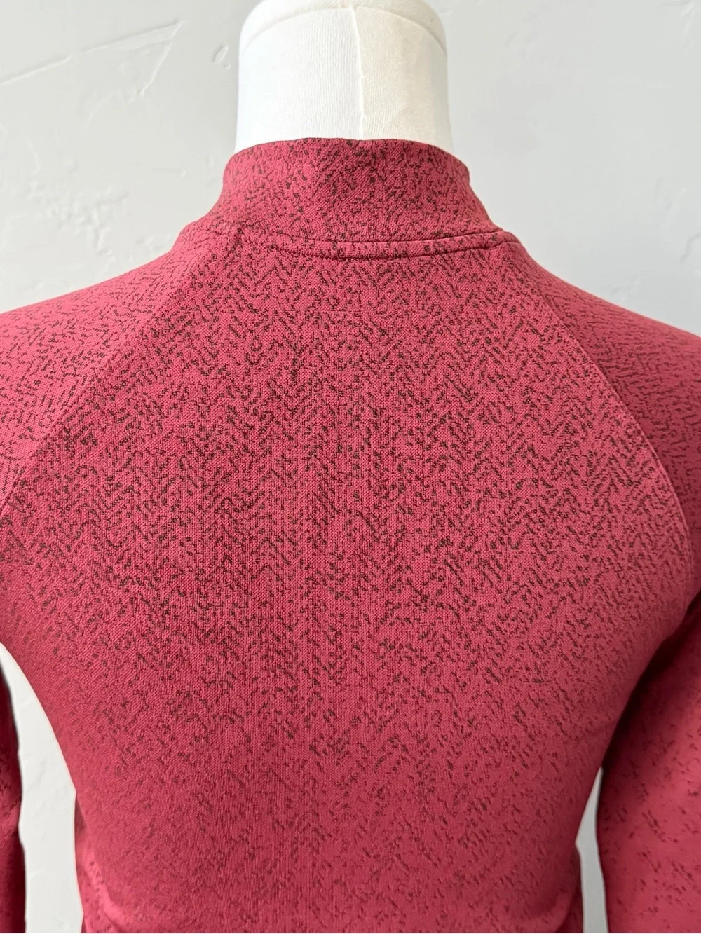 Lululemon Rest Less Cropped Half Zip Womens Size 2 Red Running Athletic Top